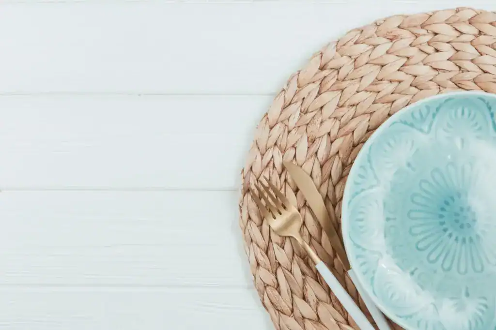 杯墊形狀簡單、完成快速，適合新手練習